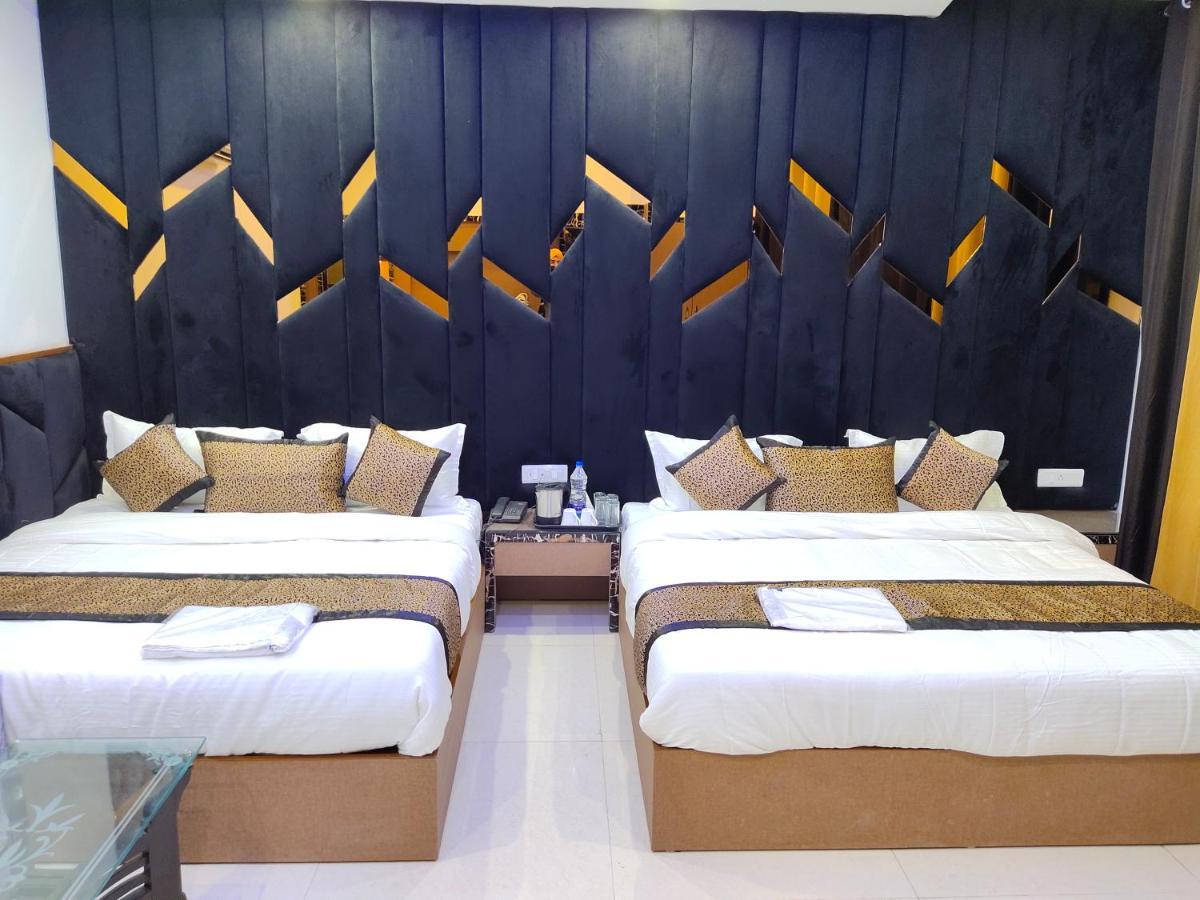 Hotel 51 Amritsar Exteriör bild