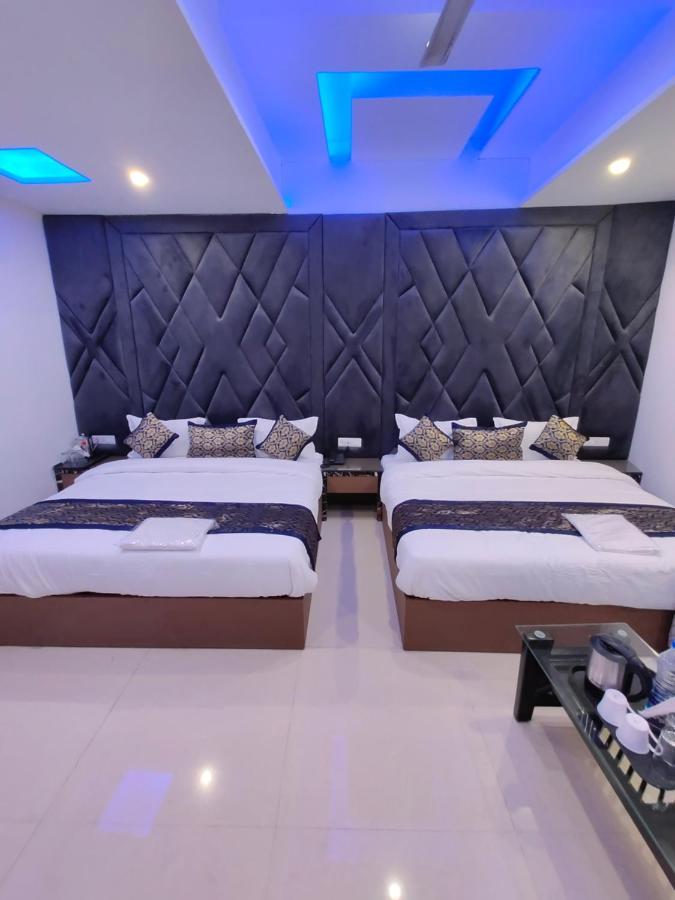 Hotel 51 Amritsar Exteriör bild