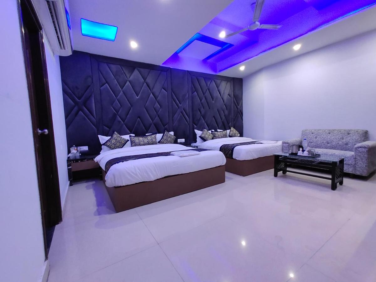 Hotel 51 Amritsar Exteriör bild