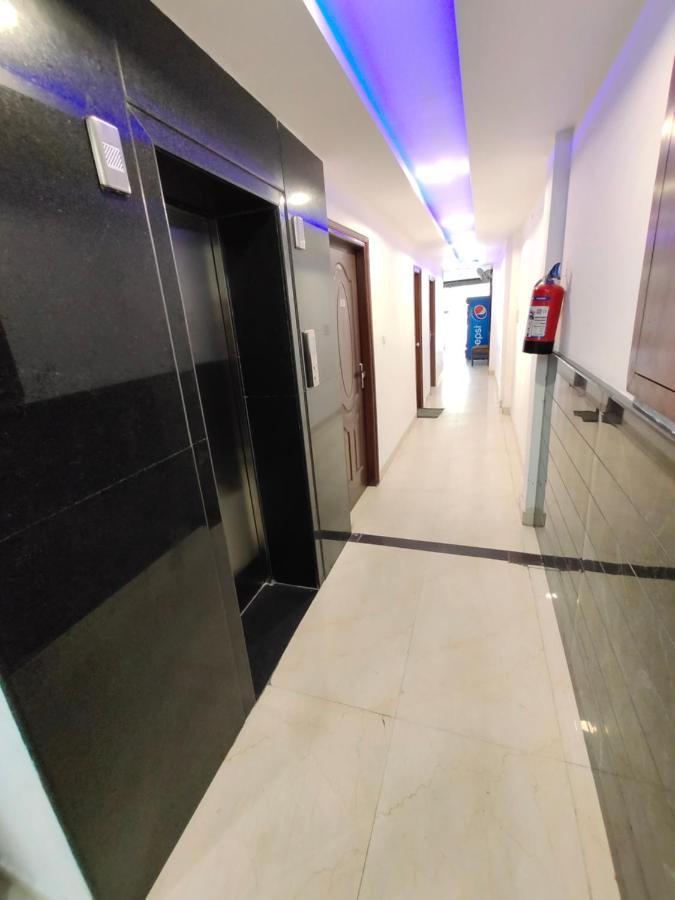 Hotel 51 Amritsar Exteriör bild