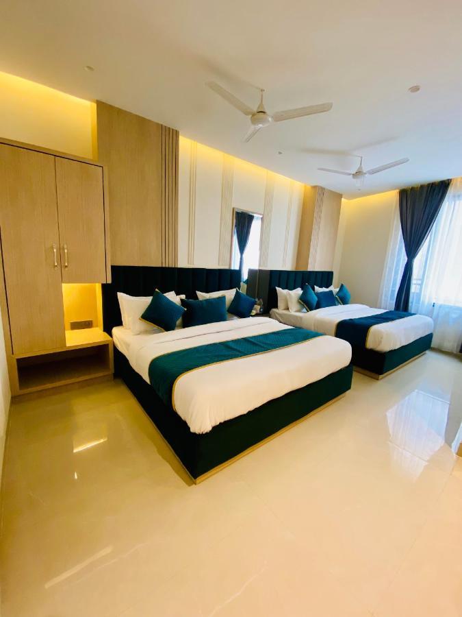 Hotel 51 Amritsar Exteriör bild