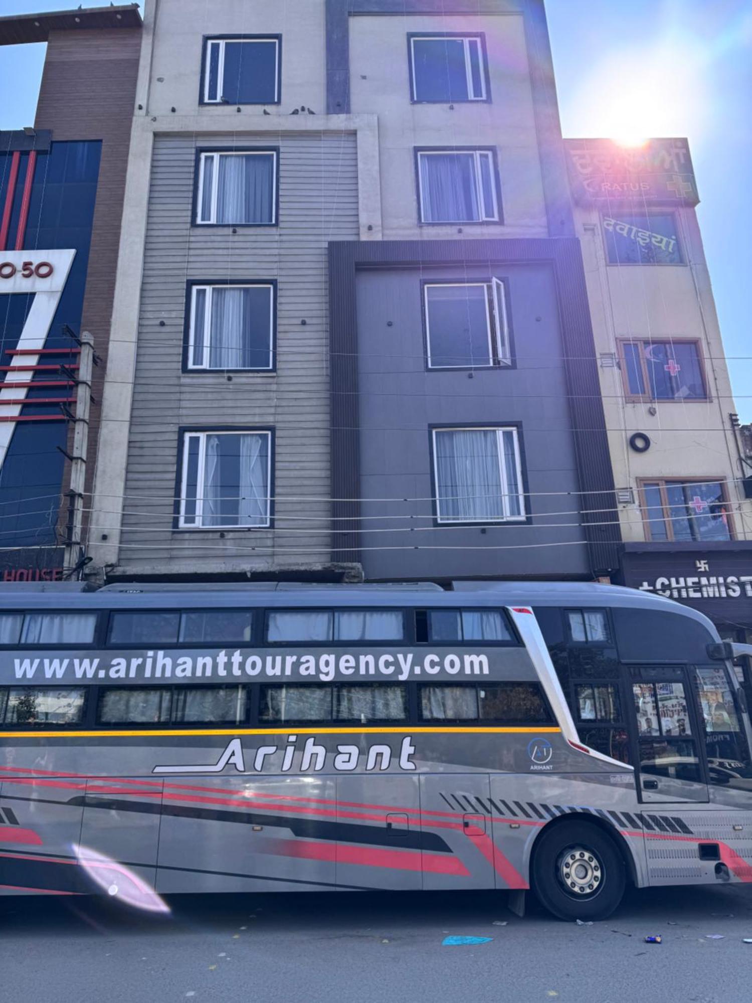 Hotel 51 Amritsar Exteriör bild